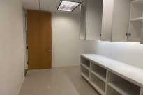 322. Suite 3000