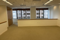 325. Suite 3000