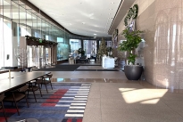 86. Lobby