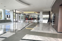 13. Lobby