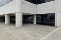 16. Plaza