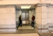 53. Lobby