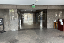 32. Lobby