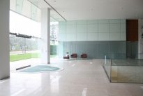 64. Lobby