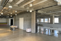 71. Suite 800