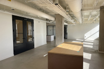 83. Suite 900