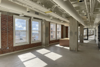 86. Suite 900
