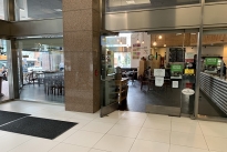 33. Lobby