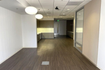 84. Suite 800