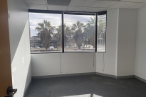 16. Suite 100