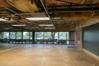 21. Suite 100