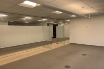 27. Suite 200