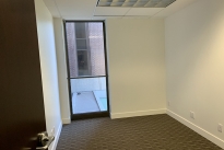 37. Suite 200