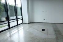 41.  Suite 100