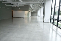 35.  Suite 100