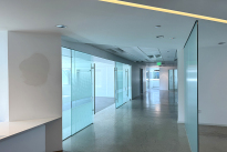 51. Suite 200