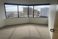 121. Suite 720