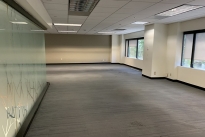 81. Suite 200