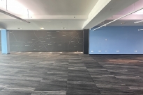 21. Suite 100