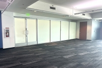 22. Suite 100