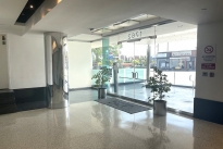 13. Lobby