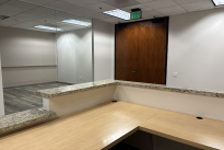 76. Suite 412