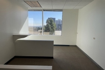 102. Suite 618