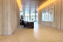 28. Lobby
