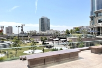 91. Plaza