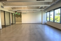 60. Suite 350