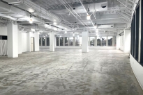 37. Suite 100