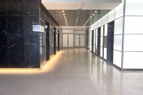 27. Lobby