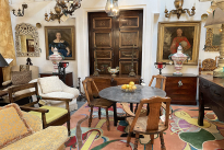 18. Interior