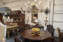 23. Interior