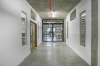 32. Interior