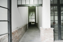 33. Interior