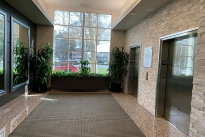 11. Lobby