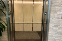 13. Lobby