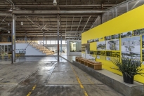 98. Interior