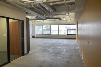 24. Suite 208