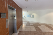 33. Lobby