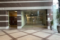 35. Lobby