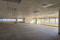 16. Suite 200