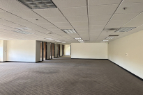 19. Suite 200