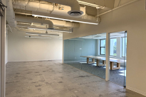 60. Suite 220