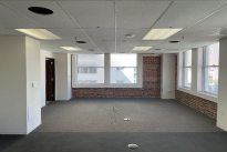 148. Suite 1001
