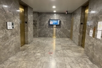 13. Lobby