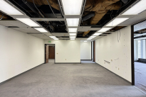 54. Suite 875