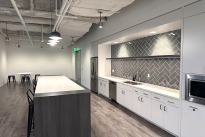98. Suite 800