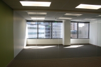82. Suite 750